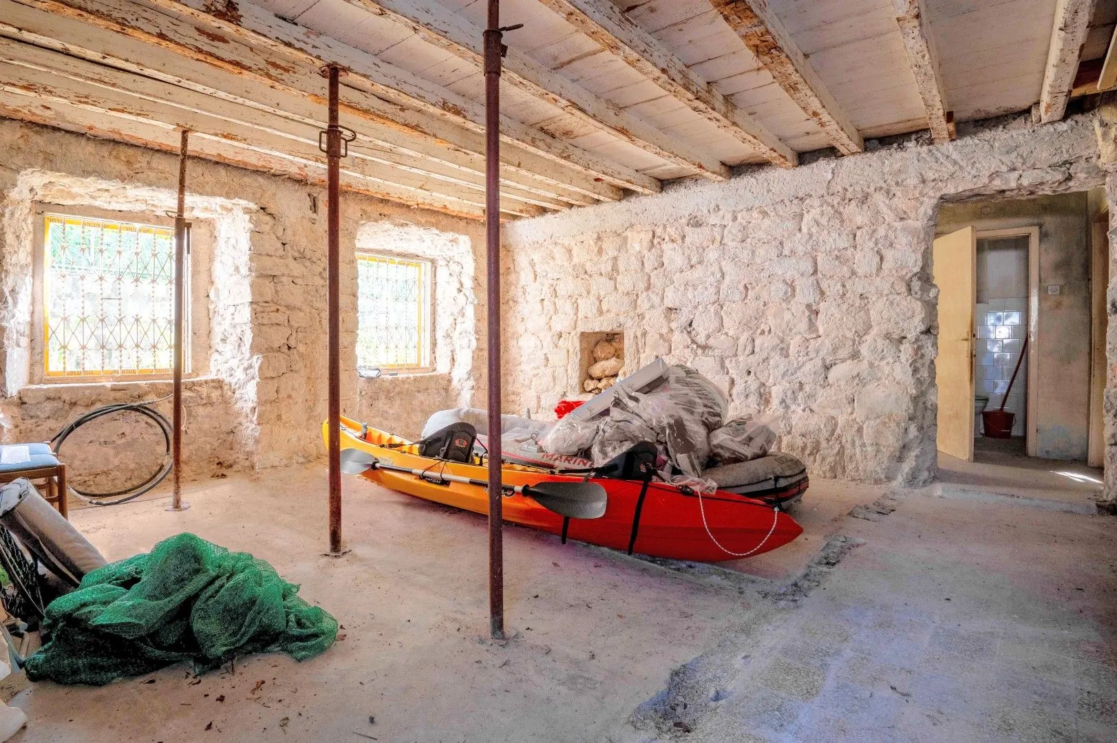 Sale, house, 300m², Stoliv, Kotor