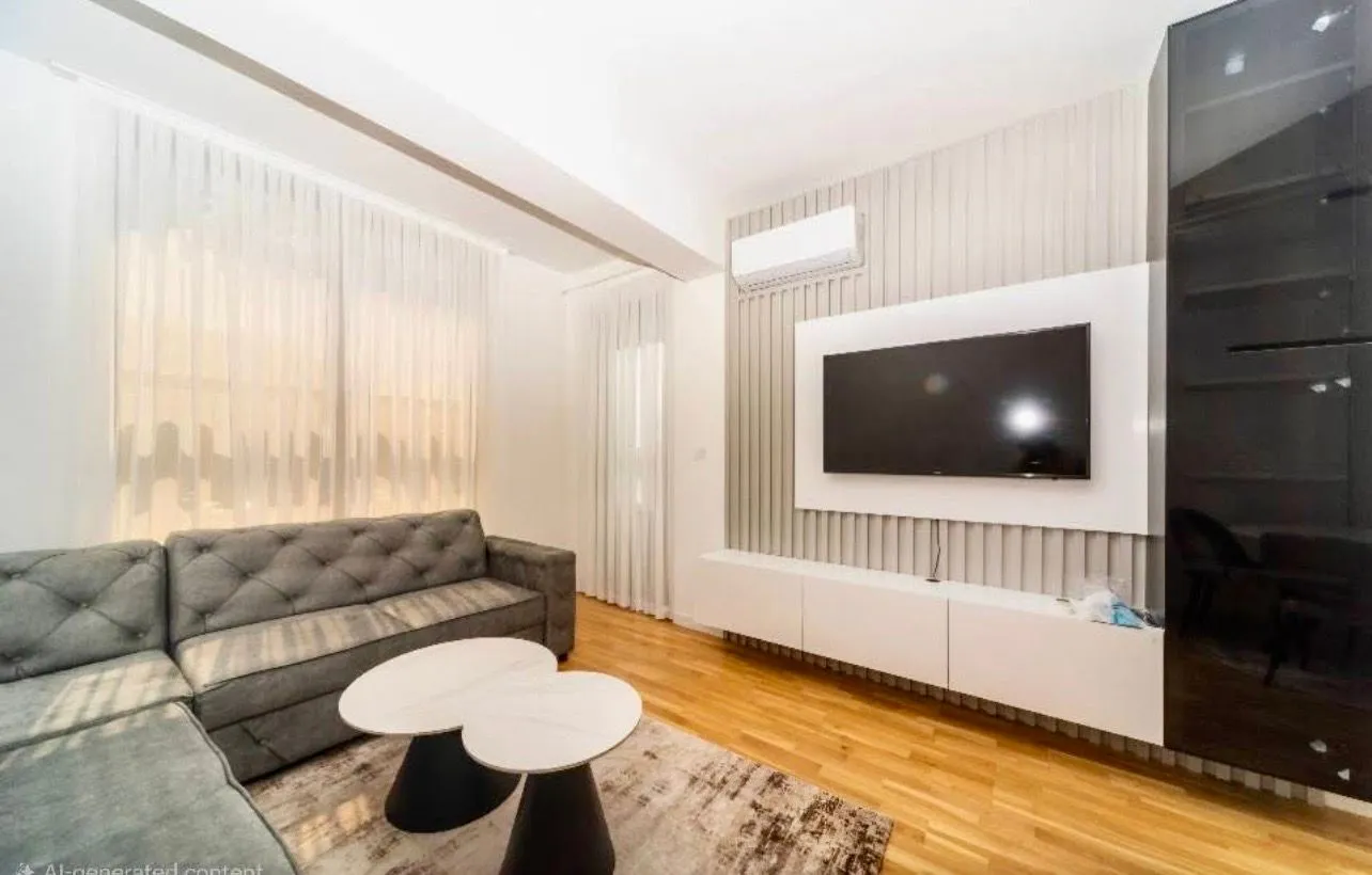 Izdavanje, dvosoban stan, 72m², Stari Aerodrom, Podgorica