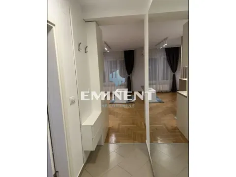 Izdavanje, jednosoban stan, 32m², Stari Grad, Beograd - image 9