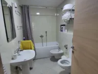 Izdavanje, dvosoban stan, 75m², Bečići, Budva - image 9