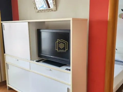 Rent, one bedroom apartment, 40m², Stari Aerodrom, Podgorica - image 2