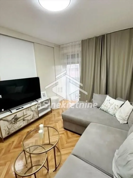 Rent, apartment, 41m², Crveni Krst, Beograd