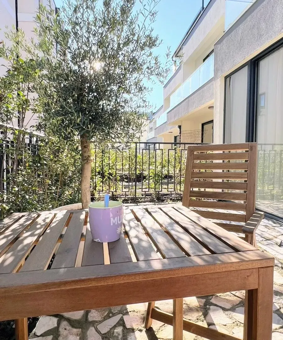 Prodaja, kuća, 176m², Lastva Grbaljska, Kotor