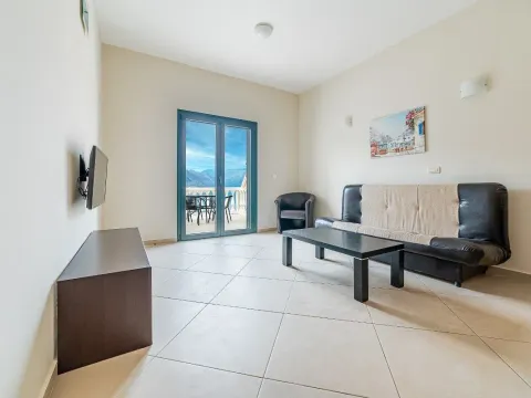 Sale, one bedroom apartment, 41m², Dobrota, Kotor - image 9