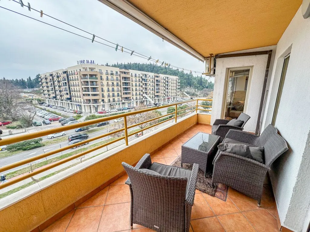 Prodaja, dvosoban stan, 74m², Ljubović, Podgorica