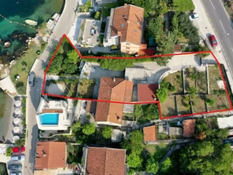 Sale, land lot, 1011m², Dobrota, Kotor