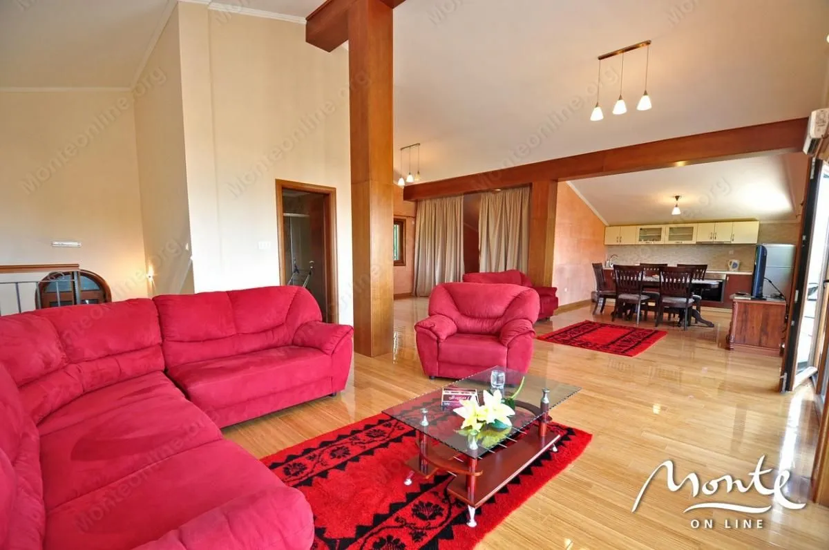 Sale, house, 644m², Pržno, Budva