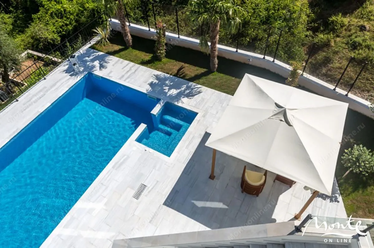 Prodaja, kuća, 350m², Herceg Novi, Crna Gora