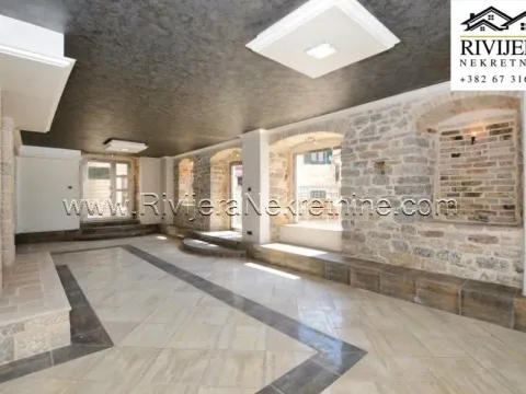 Prodaja, poslovni prostor, 102m², Centar, Herceg Novi - image 10