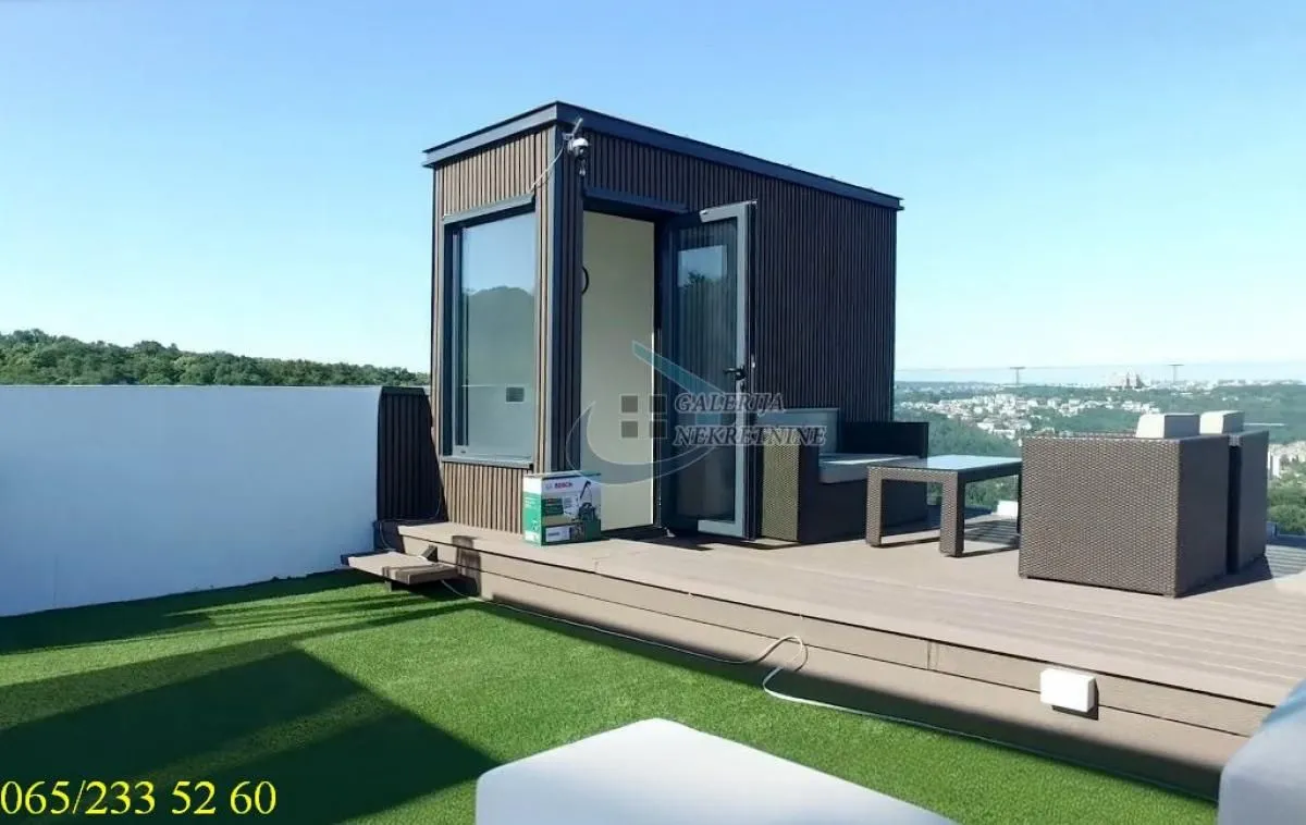 Sale, four bedroom apartment, 270m², Skojevsko Naselje, Beograd