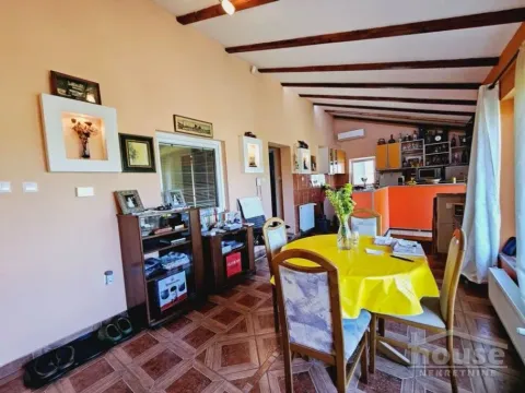 Prodaja, kuća, 257500m², Sremska Kamenica, Petrovaradin - image 4