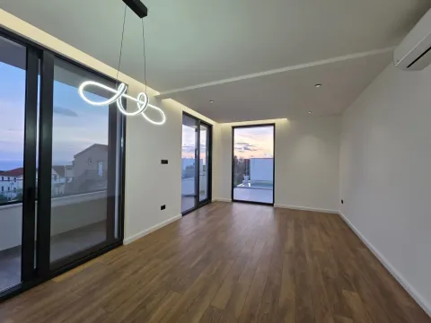 Prodaja, kuća, 126m², Krimovica, Kotor - image 21