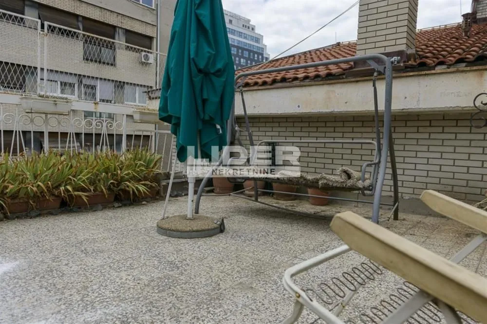 Prodaja, četvorosoban stan, 100m², Tašmajdan, Palilula Sve Podlokacije