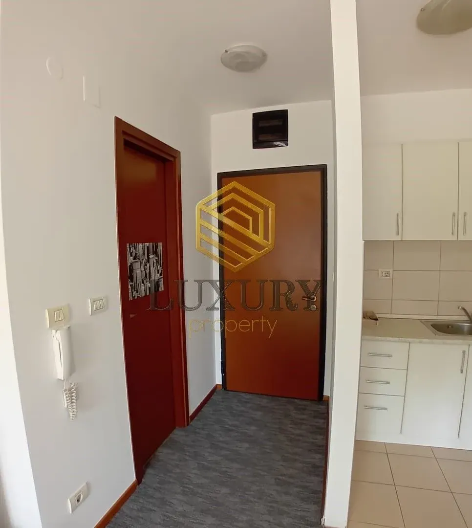 Sale, office space, 30m², City Kvart, Podgorica
