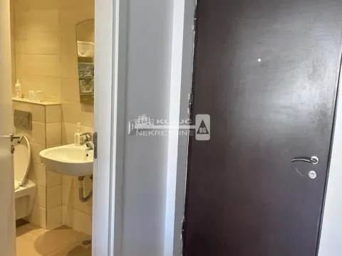 Izdavanje, dvosoban stan, 40m², Vračar Sve Podlokacije, Beograd - image 2