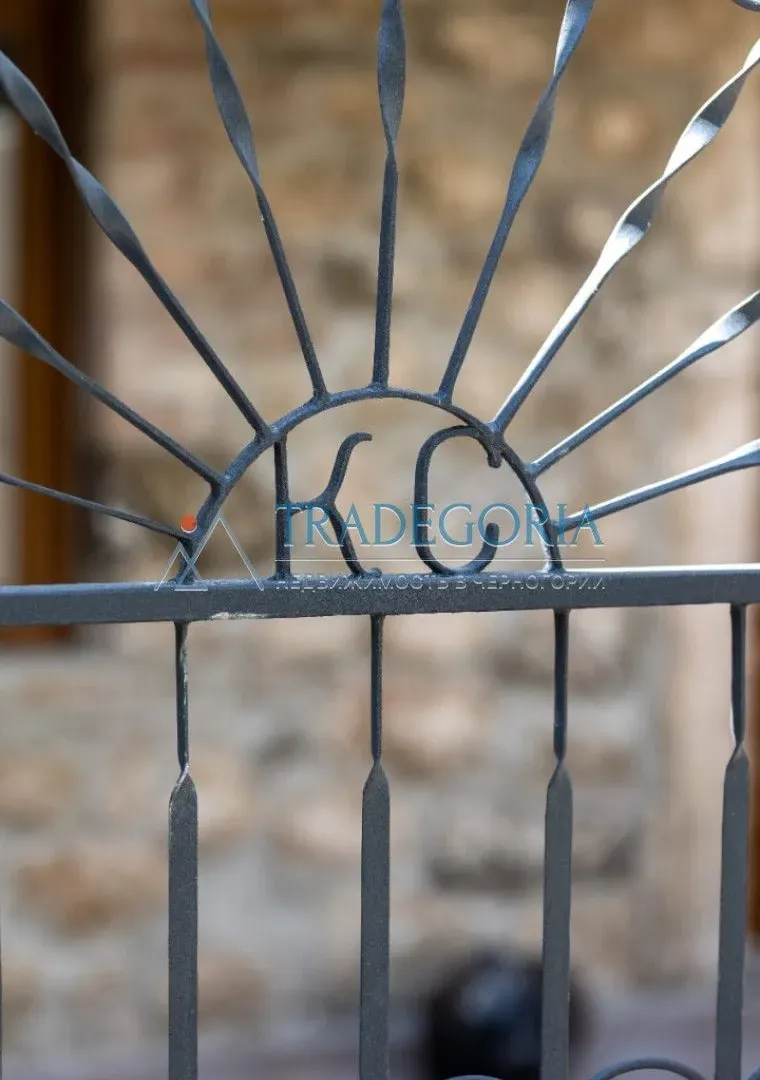 Prodaja, kuća, 170m², Škaljari, Kotor
