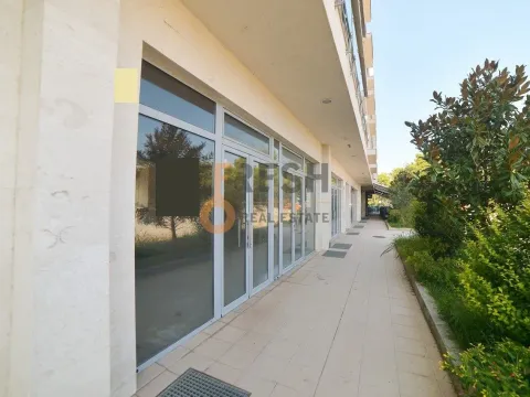 Izdavanje, poslovni prostor, 172m², Tološi, Podgorica - image 3