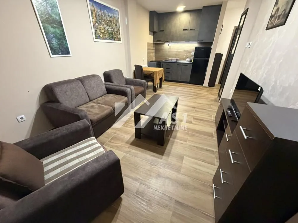 Izdavanje, jednosoban stan, 38m², Podbara, Novi Sad Sve Podlokacije