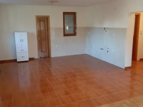 Rent, house, 145m², Kać, Novi Sad Sve Podlokacije - image 5