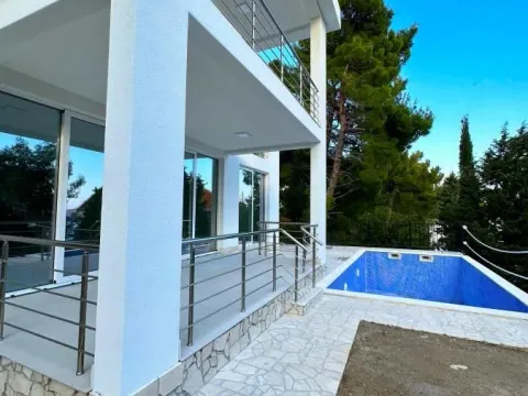 Prodaja, kuća, 220m², Bar, Crna Gora - image 3