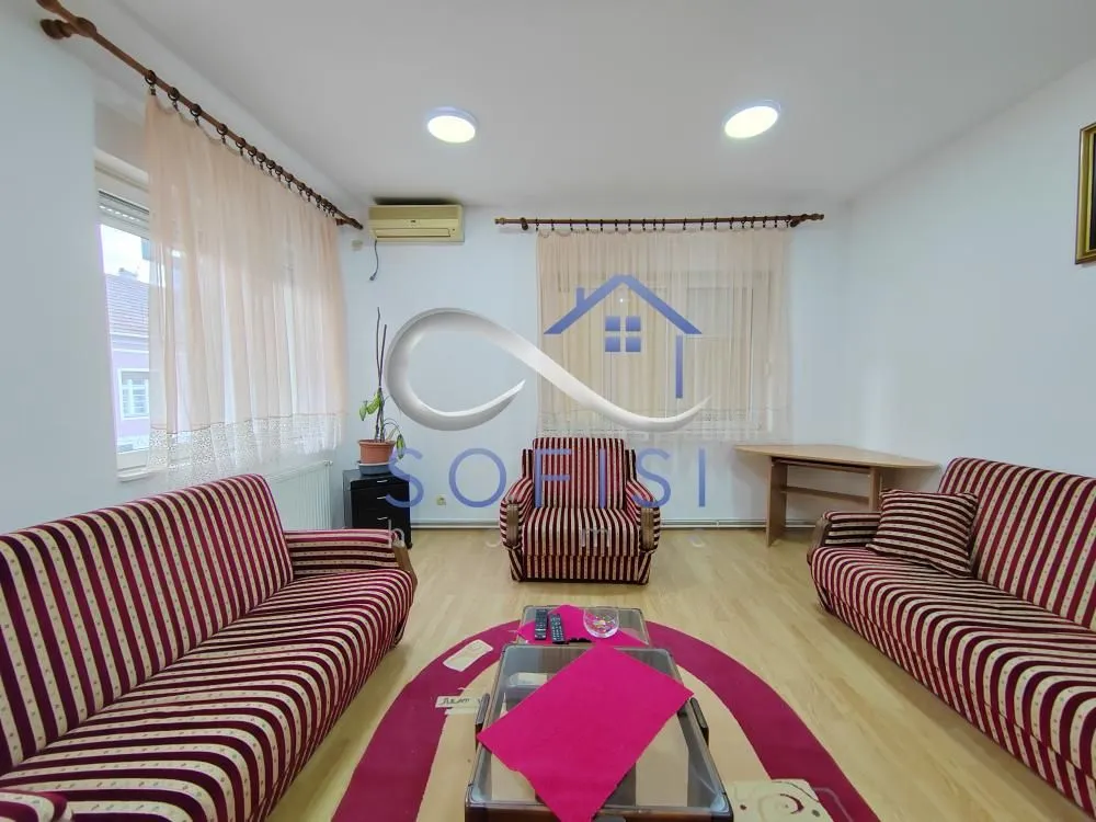Izdavanje, dvosoban stan, 52m², Socijalno, Novi Sad Sve Podlokacije