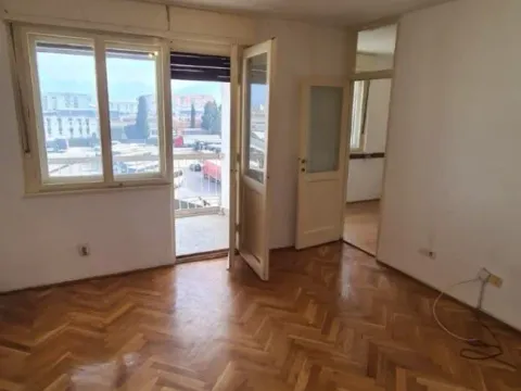 Sale, two bedroom apartment, 85m², Autobuska stanica, Podgorica - image 8