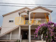 Sale, house, 368m², Konik, Podgorica - image 1