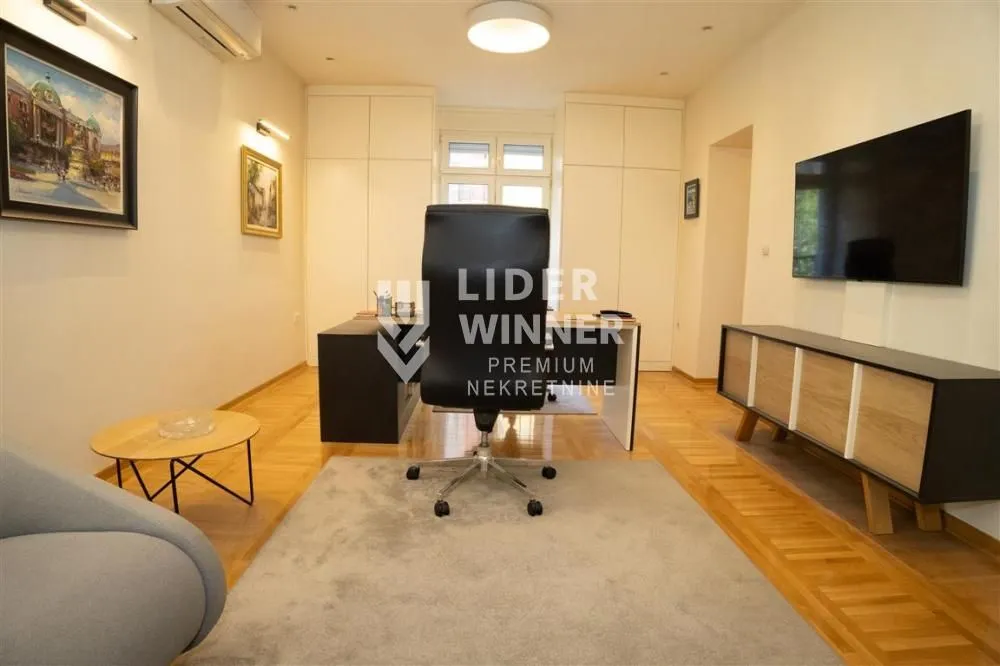 Prodaja, jednosoban stan, 48m², Bajlonijeva Pijaca, Beograd