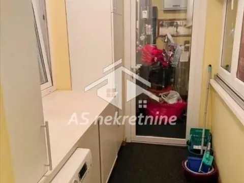 Izdavanje, stan, 74m², Đeram Pijaca, Beograd - image 9