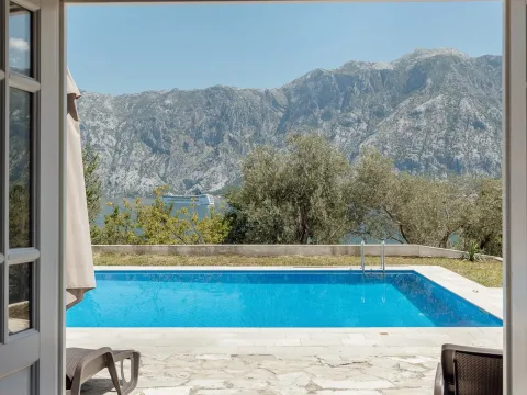 Sale, house, 800m², Prčanj, Kotor - image 40