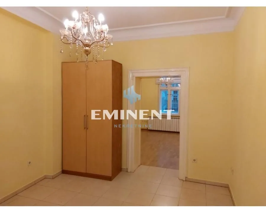Rent, three bedroom apartment, 70m², Stari Grad, Beograd