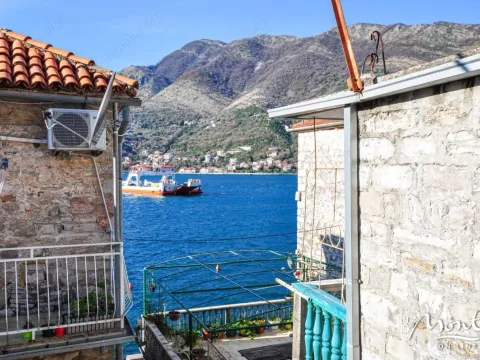 Prodaja, kuća, 90m², Tivat, Crna Gora - image 18