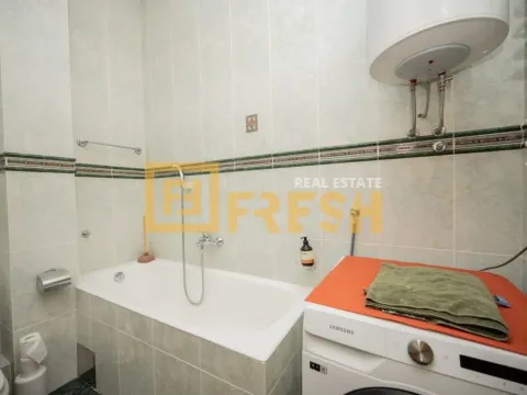 Izdavanje, trosoban stan, 140m², Gorica C, Podgorica - image 21