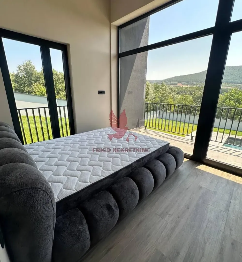 Sale, house, 180m², Kosmaj, Sopot