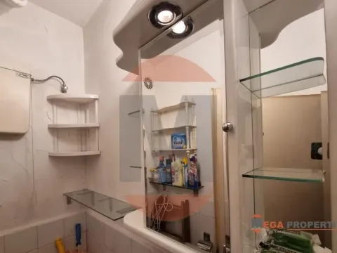 Izdavanje, trosoban stan, 75m², Palilula Sve Podlokacije, Beograd - image 12