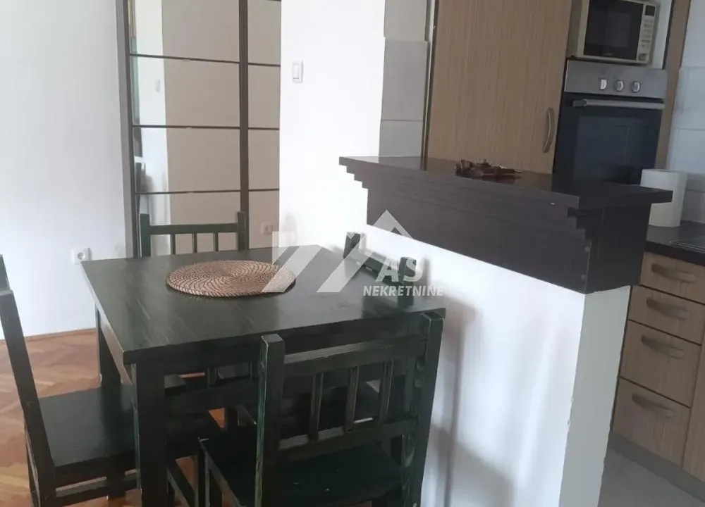 Rent, one bedroom apartment, 34m², Bulevar Oslobodjenja, Novi Sad Sve Podlokacije