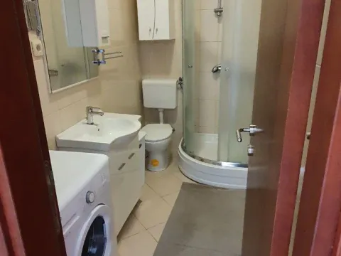 Izdavanje, jednosoban stan, 50m², Kumbor, Herceg Novi - image 8