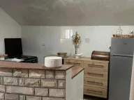 Izdavanje, trosoban stan, 100m², Mrčevac, Tivat - image 3