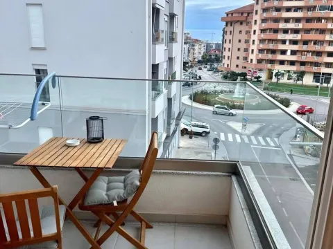Prodaja, jednosoban stan, 53m², Centar, Budva - image 7