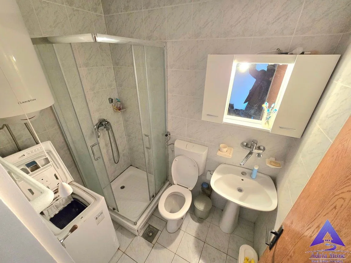 Prodaja, trosoban stan, 91m², Velji Vinogradi, Budva