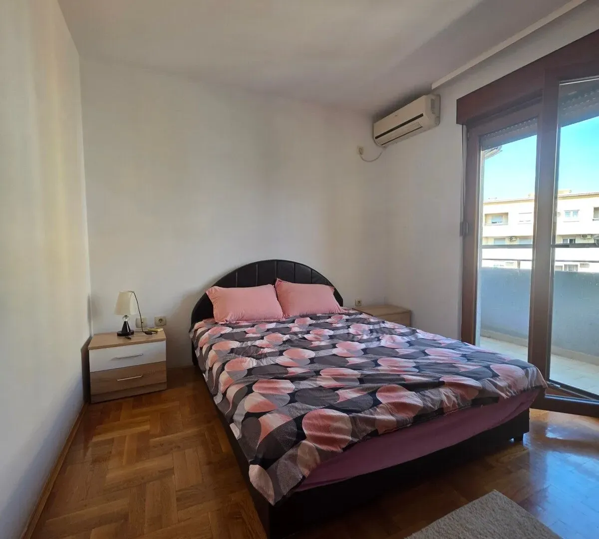Rent, three bedroom apartment, 71m², Stari Aerodrom, Podgorica