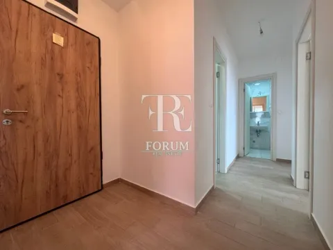 Izdavanje, dvosoban stan, 70m², Stari Aerodrom, Podgorica - image 3