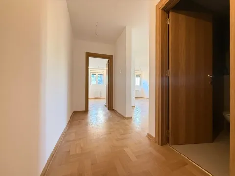Prodaja, trosoban stan, 65m², Cvetkova Pijaca, Zvezdara Sve Podlokacije - image 8