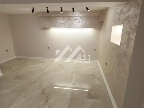 Izdavanje, poslovni prostor, 82m², Sajam, Novi Sad Sve Podlokacije - image 5