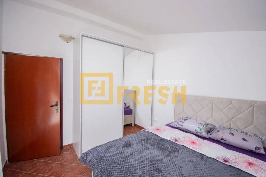 Rent, two bedroom apartment, 79m², Zlatica, Podgorica