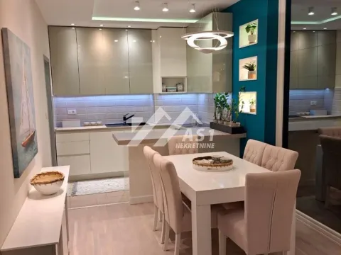 Izdavanje, trosoban stan, 80m², Novi Sad Sve Podlokacije, Novi Sad - image 3