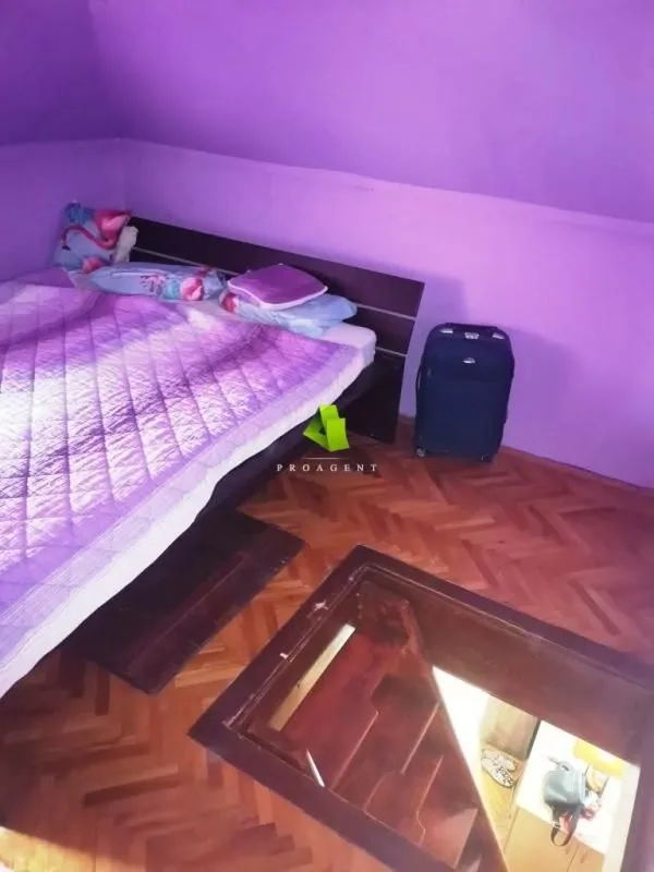 Prodaja, trosoban stan, 66m², Palilula, Niš