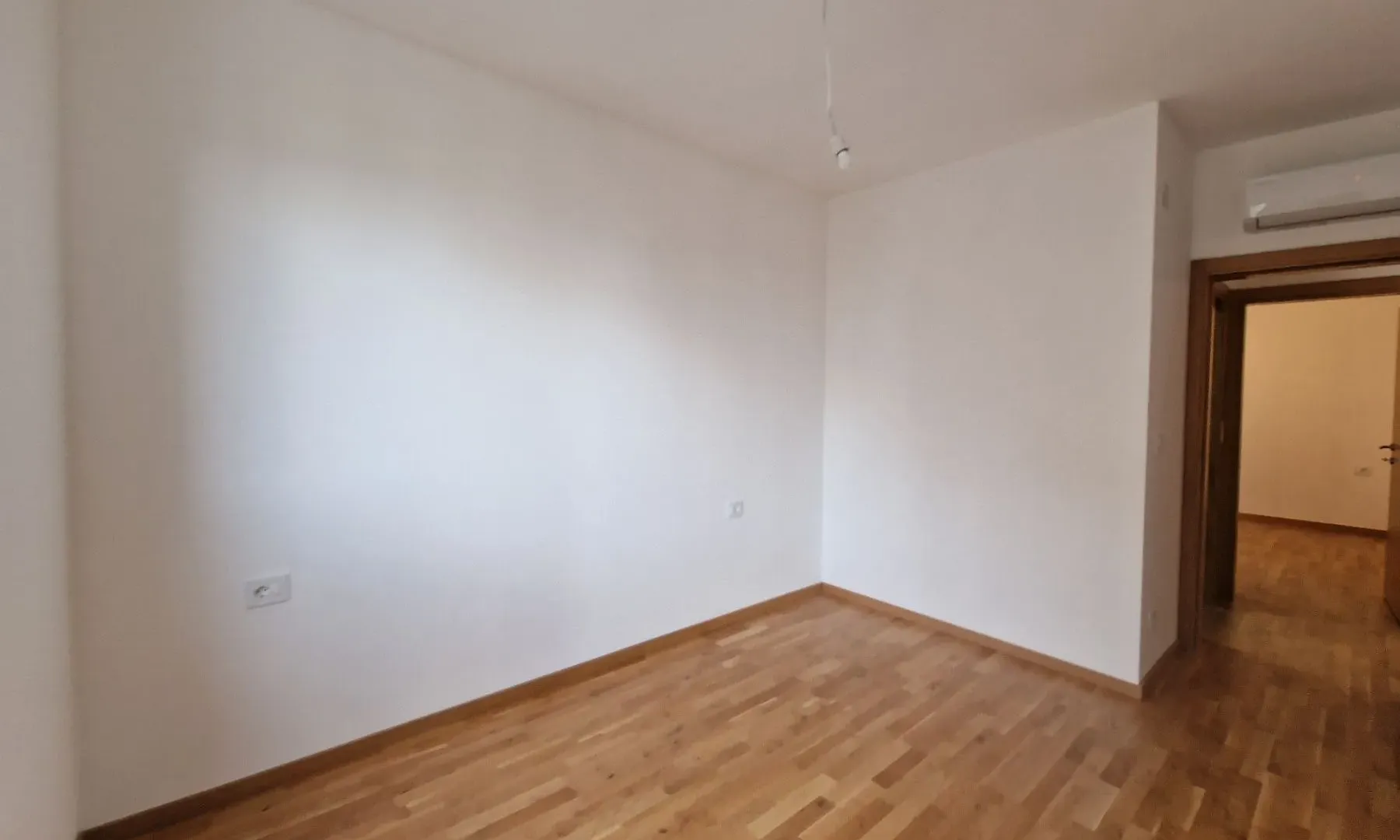 Prodaja, dvosoban stan, 62m², Bečići, Budva