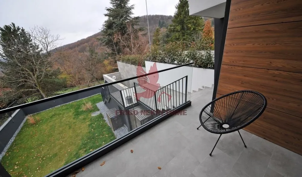 Sale, house, 106m², Mladenovac, Beograd