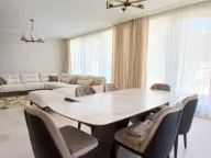 Prodaja, trosoban stan, 198m², Bečići, Budva - image 7